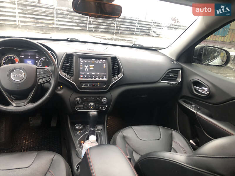 Позашляховик / Кросовер Jeep Cherokee 2018 в Києві