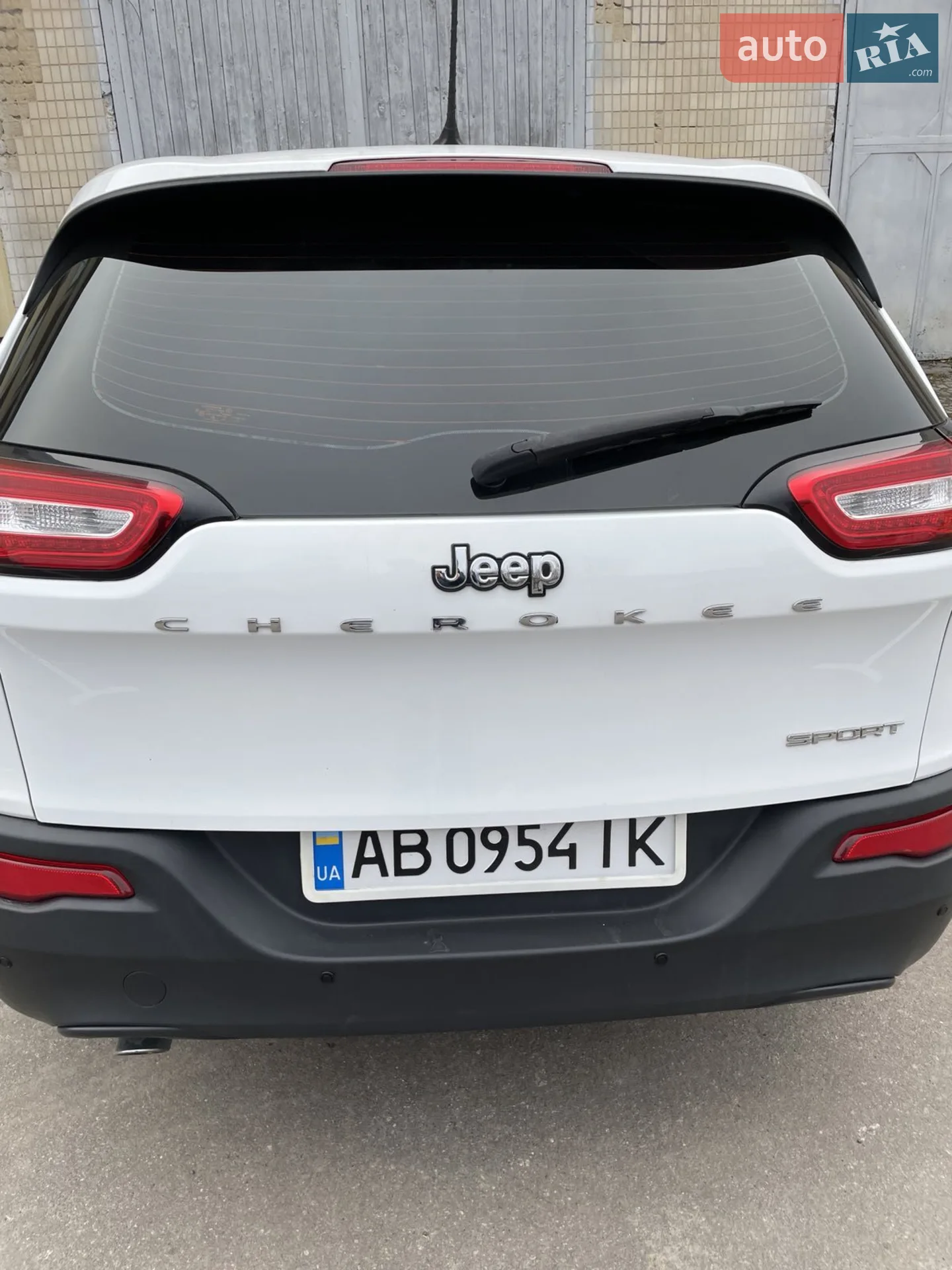 2017 Jeep Cherokee - мініатюра 2
