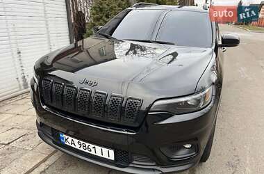 Внедорожник / Кроссовер Jeep Cherokee 2019 в 