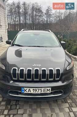 Внедорожник / Кроссовер Jeep Cherokee 2014 в 