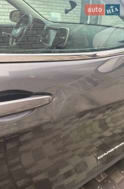 Внедорожник / Кроссовер Jeep Cherokee 2014 в 