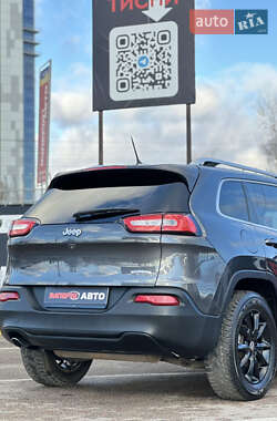 Позашляховик / Кросовер Jeep Cherokee 2015 в Києві