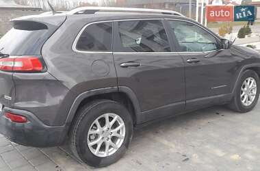 Внедорожник / Кроссовер Jeep Cherokee 2014 в 