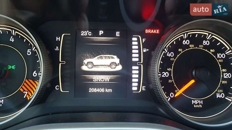 Внедорожник / Кроссовер Jeep Cherokee 2015 в Ирпене