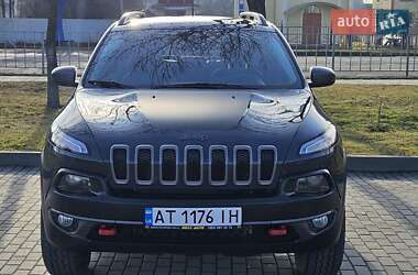 Внедорожник / Кроссовер Jeep Cherokee 2016 в Коломые