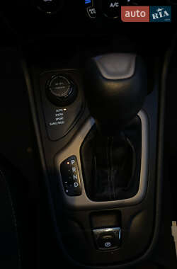 Внедорожник / Кроссовер Jeep Cherokee 2013 в 