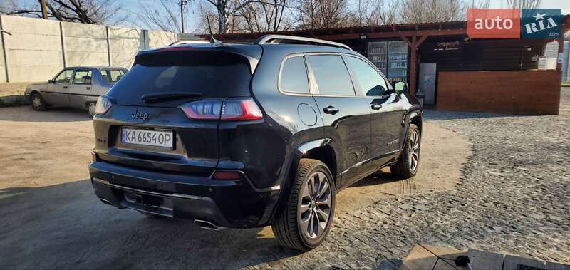 Внедорожник / Кроссовер Jeep Cherokee 2020 в Киеве
