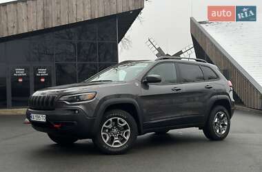 Внедорожник / Кроссовер Jeep Cherokee 2018 в Киеве