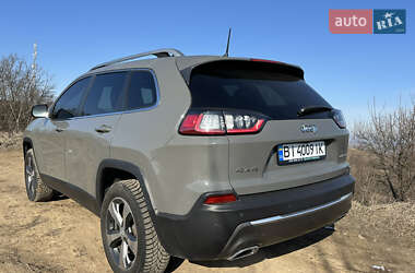 Внедорожник / Кроссовер Jeep Cherokee 2019 в Полтаве