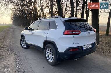 Внедорожник / Кроссовер Jeep Cherokee 2016 в 