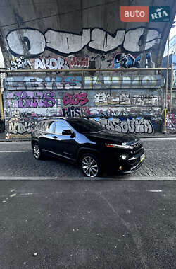 Внедорожник / Кроссовер Jeep Cherokee 2014 в 