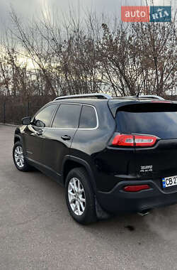 Внедорожник / Кроссовер Jeep Cherokee 2015 в Чернигове