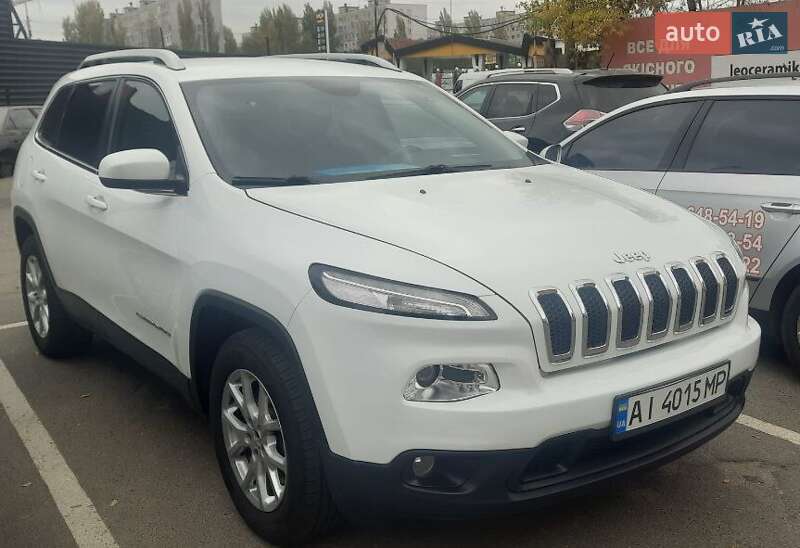 Внедорожник / Кроссовер Jeep Cherokee 2017 в 