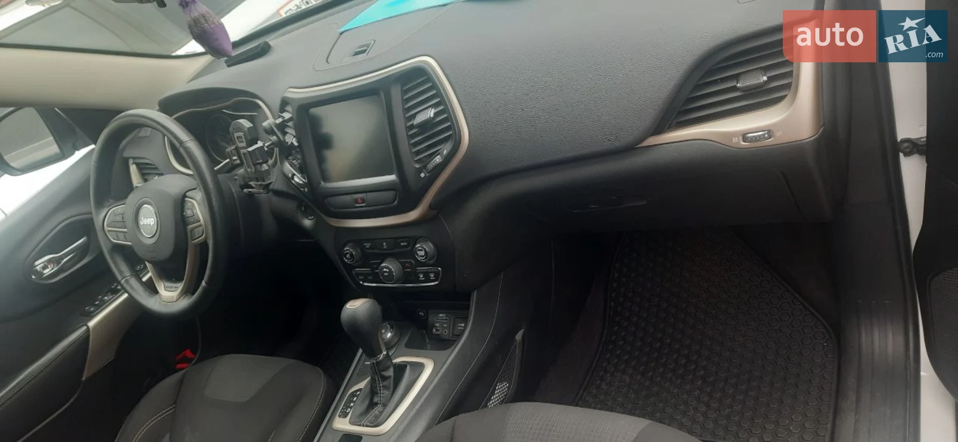 2017 Jeep Cherokee - мініатюра 8
