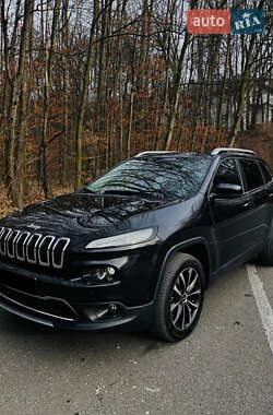 Внедорожник / Кроссовер Jeep Cherokee 2015 в Ужгороде