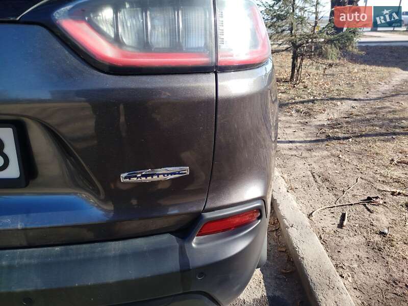 Внедорожник / Кроссовер Jeep Cherokee 2018 в Тернополе