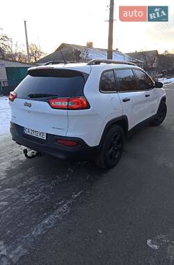 Позашляховик / Кросовер Jeep Cherokee 2015 в Христинівці