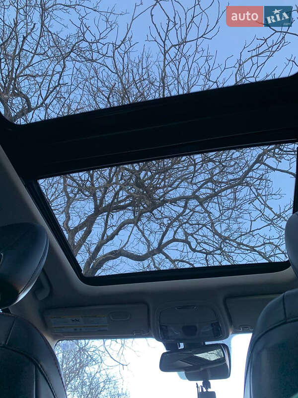 Внедорожник / Кроссовер Jeep Cherokee 2015 в Вижнице