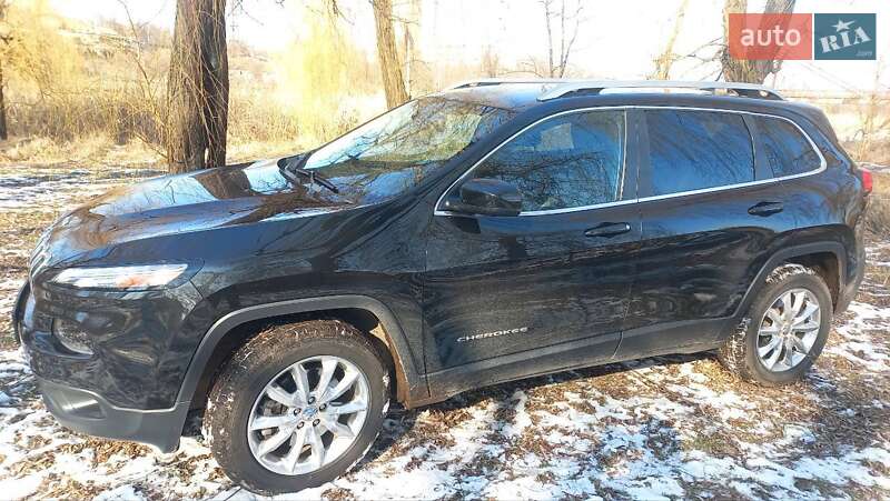 Позашляховик / Кросовер Jeep Cherokee 2014 в Кривому Розі