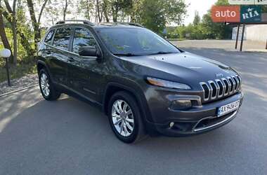 Внедорожник / Кроссовер Jeep Cherokee 2016 в 