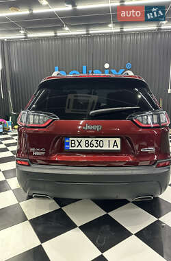 Позашляховик / Кросовер Jeep Cherokee 2018 в 