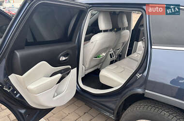 Позашляховик / Кросовер Jeep Cherokee 2020 в 