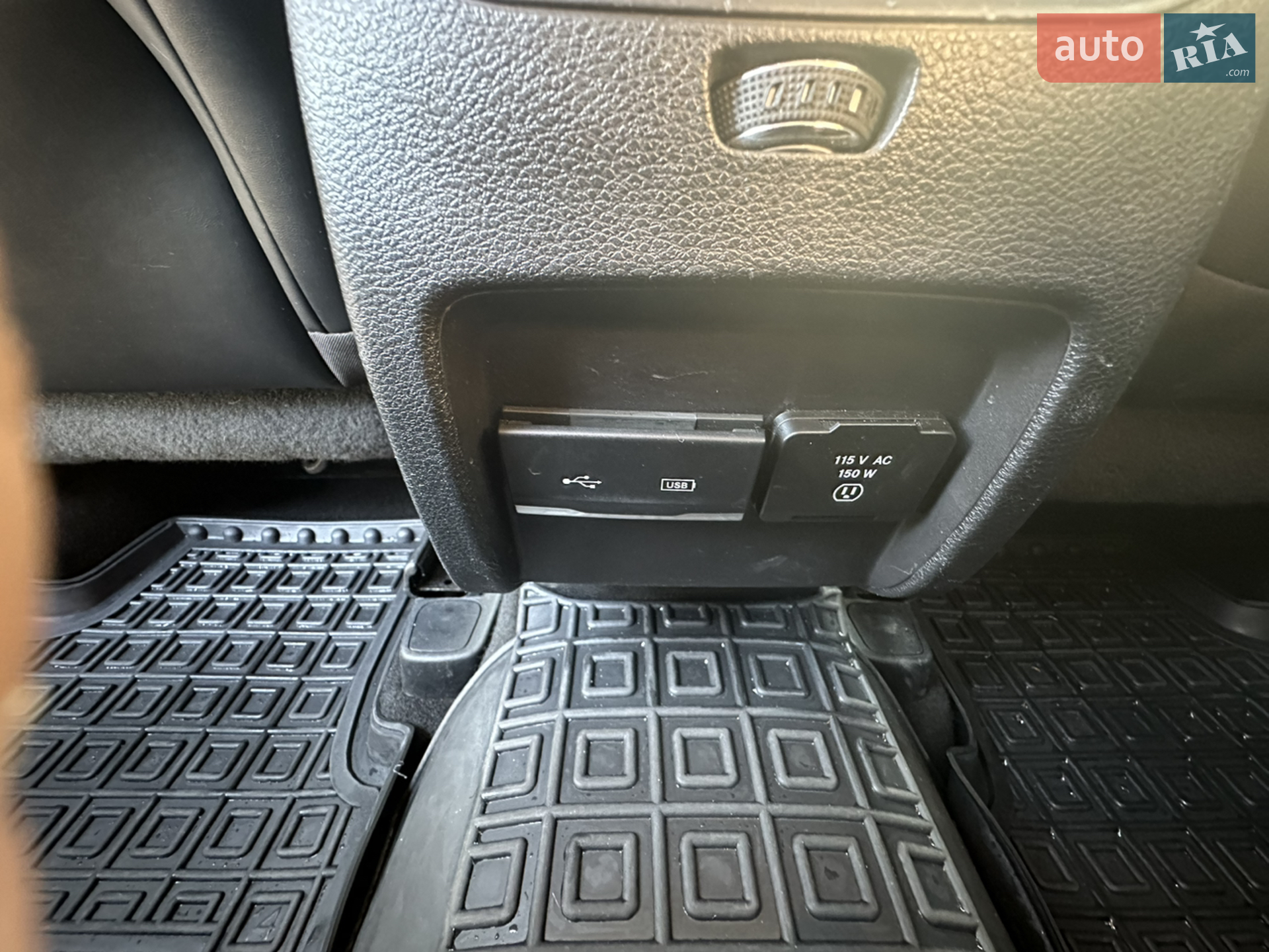 2019 Jeep Cherokee - мініатюра 28