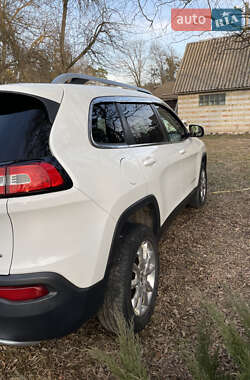 Позашляховик / Кросовер Jeep Cherokee 2015 в 