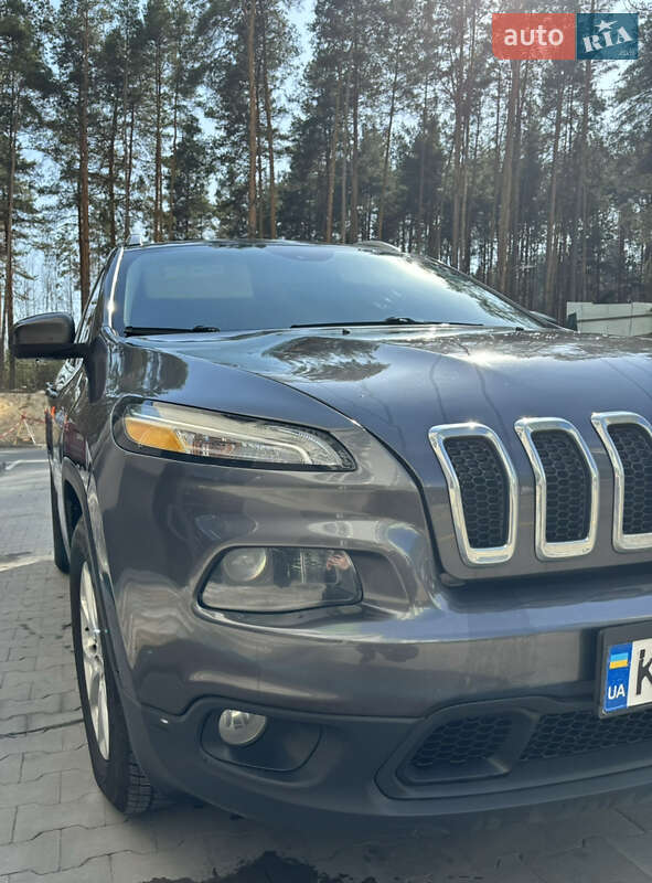 Внедорожник / Кроссовер Jeep Cherokee 2016 в Киеве фото 13 Внедорожник / Кроссовер Jeep Cherokee 2016 в Киеве
