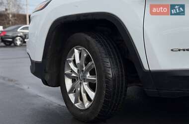 Позашляховик / Кросовер Jeep Cherokee 2016 в 
