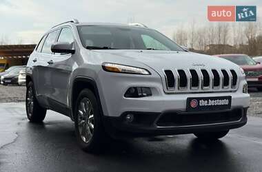 Позашляховик / Кросовер Jeep Cherokee 2016 в 