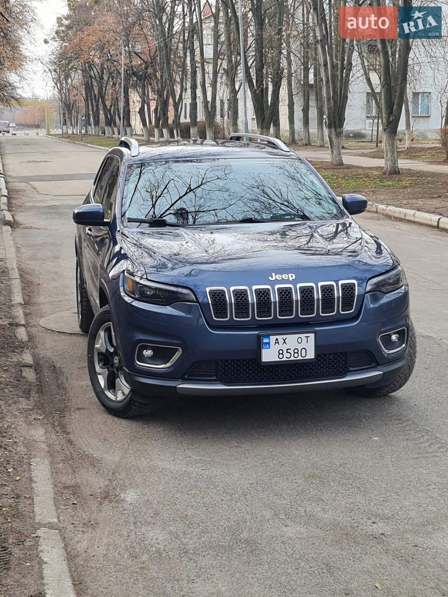 2019 Jeep Cherokee - фото 1