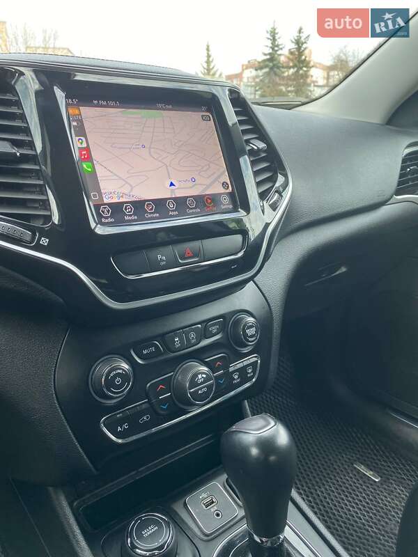 Внедорожник / Кроссовер Jeep Cherokee 2018 в Тернополе