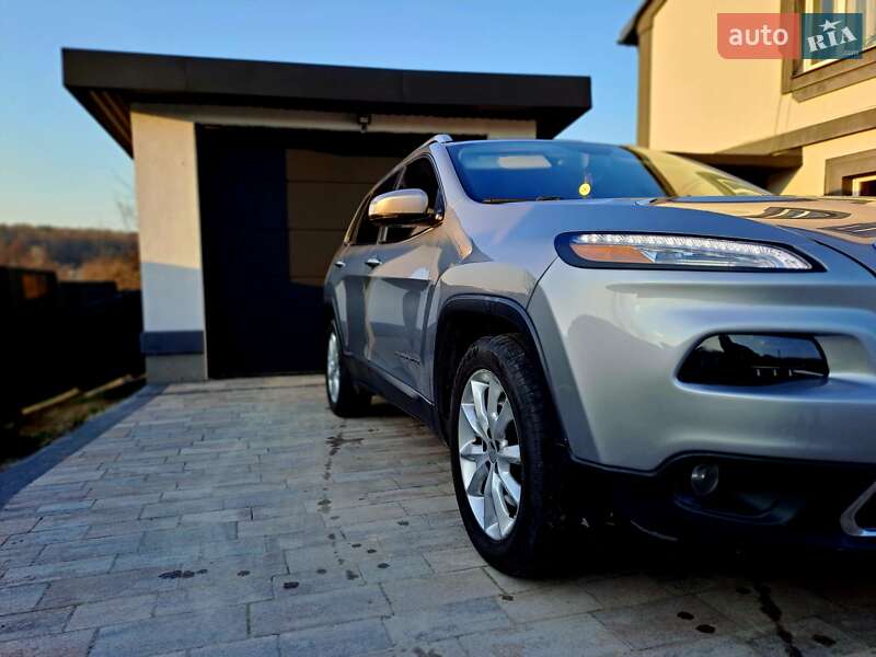 Позашляховик / Кросовер Jeep Cherokee 2016 в Жовкві фото 21 Позашляховик / Кросовер Jeep Cherokee 2016 в Жовкві