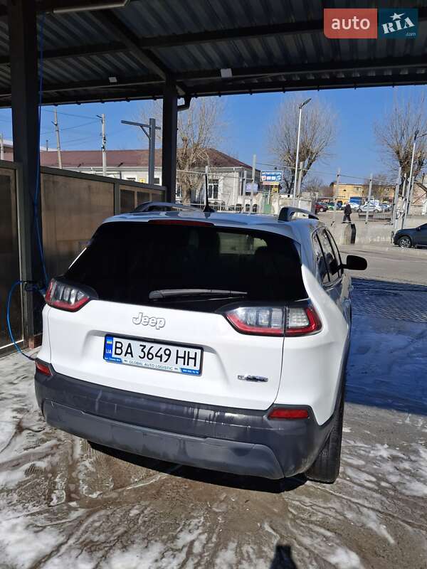 Внедорожник / Кроссовер Jeep Cherokee 2018 в Кропивницком