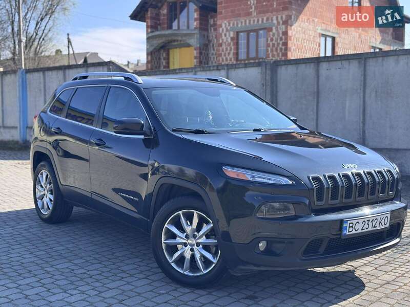 Внедорожник / Кроссовер Jeep Cherokee 2015 в Львове