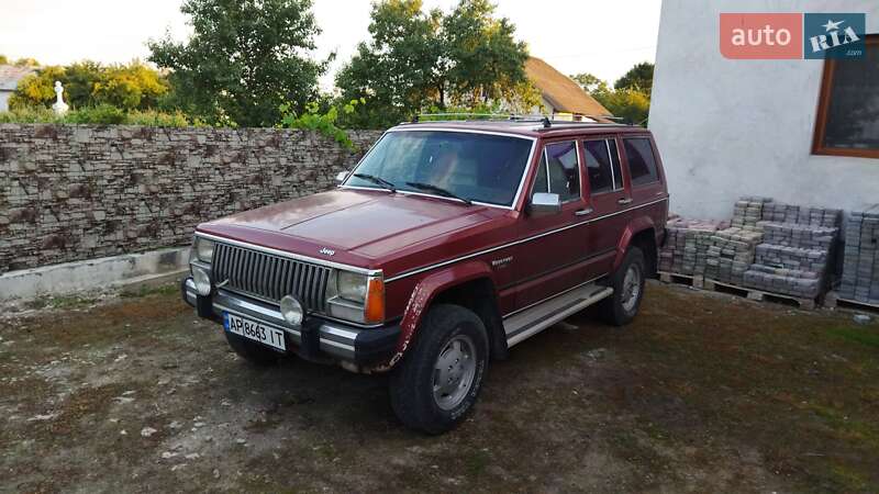 Внедорожник / Кроссовер Jeep Cherokee 1988 в Бережанах