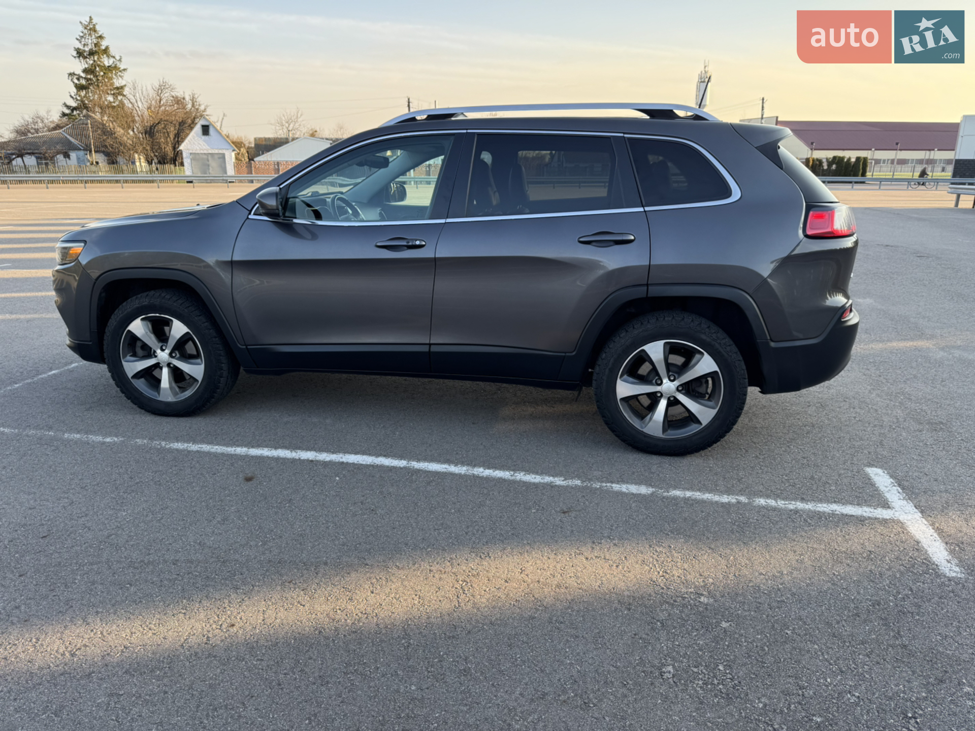 2018 Jeep Cherokee - мініатюра 13