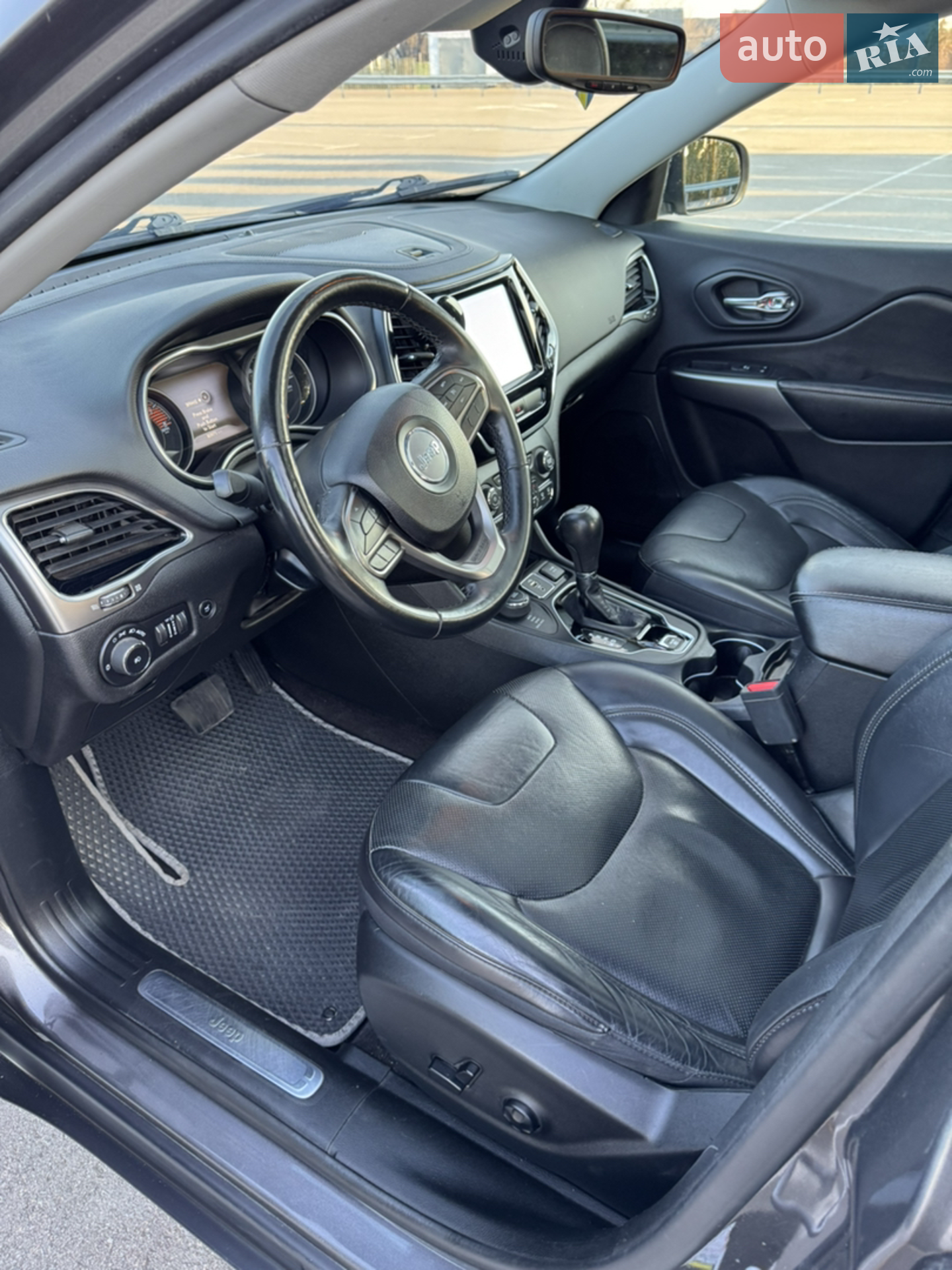 2018 Jeep Cherokee - мініатюра 18