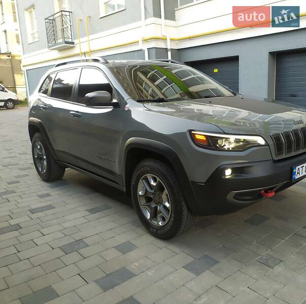 Внедорожник / Кроссовер Jeep Cherokee 2019 в Ивано-Франковске