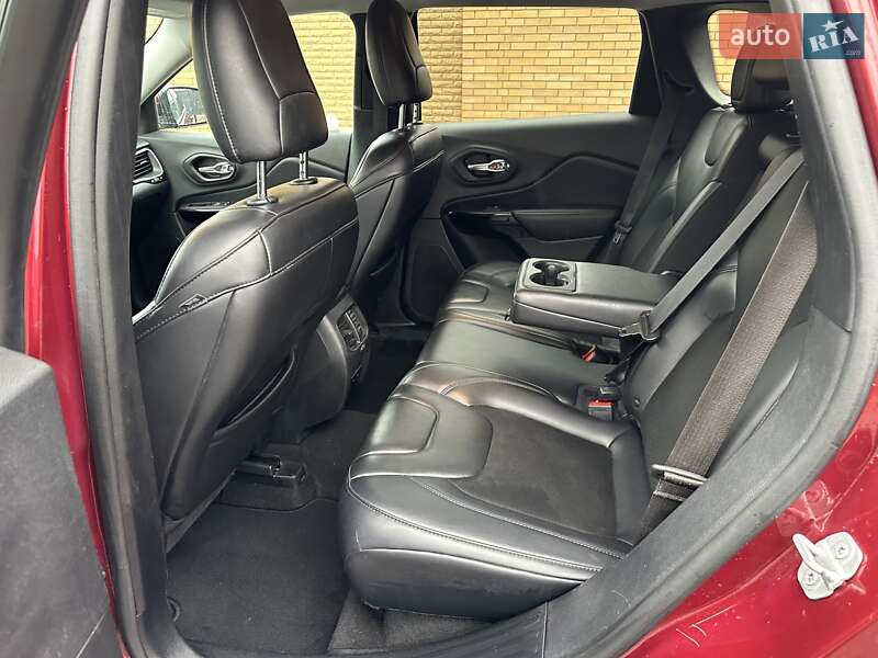 Позашляховик / Кросовер Jeep Cherokee 2019 в Києві фото 14 Позашляховик / Кросовер Jeep Cherokee 2019 в Києві