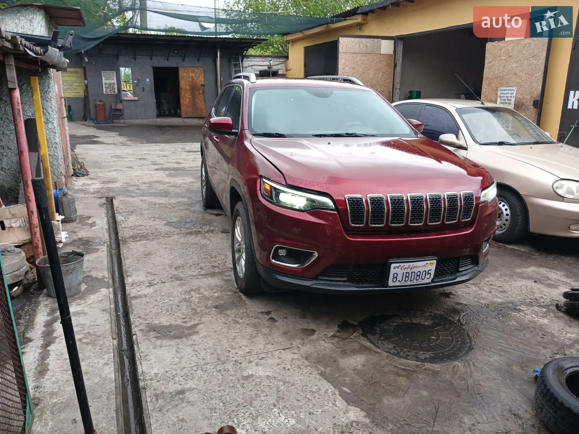 2019 Jeep Cherokee - мініатюра 2