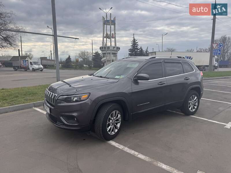 Внедорожник / Кроссовер Jeep Cherokee 2018 в Одессе