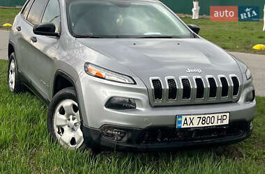 Внедорожник / Кроссовер Jeep Cherokee 2014 в Киеве