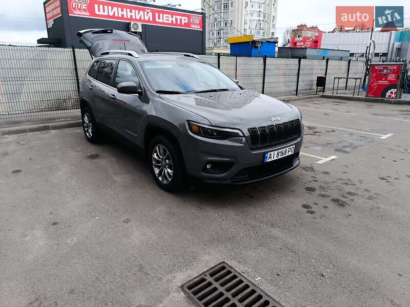 Внедорожник / Кроссовер Jeep Cherokee 2020 в Киеве