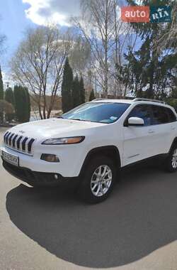 Внедорожник / Кроссовер Jeep Cherokee 2014 в Киеве