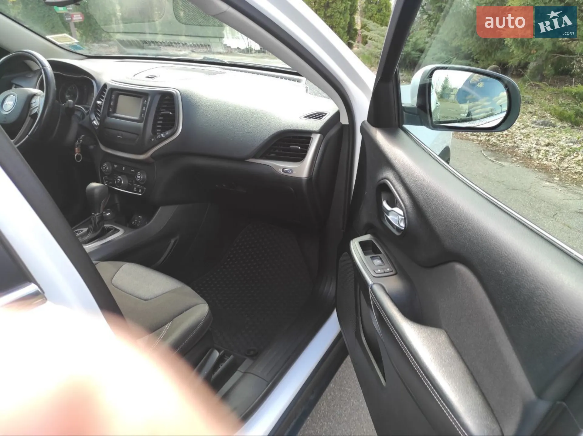 2014 Jeep Cherokee - мініатюра 23