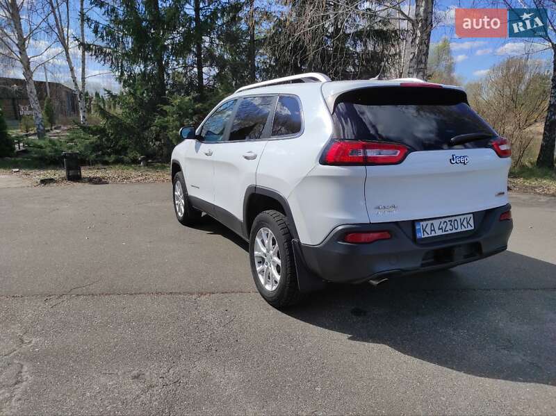 Позашляховик / Кросовер Jeep Cherokee 2014 в Києві