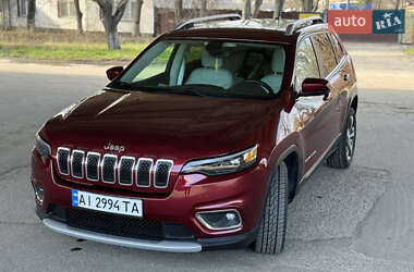 Позашляховик / Кросовер Jeep Cherokee 2019 в 