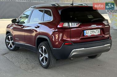 Позашляховик / Кросовер Jeep Cherokee 2019 в 